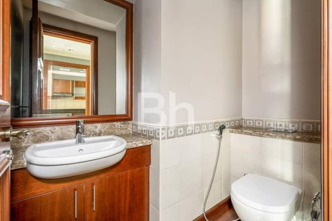 Apartament de închiriat în Palm Jumeirah, Dubai, EAU 2 dormitoare, 167 mp.  №643520 - poză 13