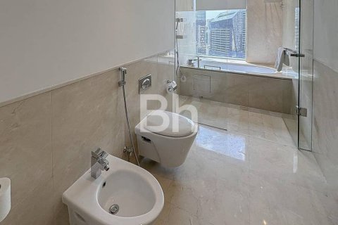 Appartamento in affitto a Dubai Marina, Dubai, EAU 51 mq. № 643521 - foto 12