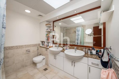 Lägenhet till försäljning i Dubai Marina, Dubai, UAE 3 sovrum, 216 kvm Nr. 643519 - fotografi 7