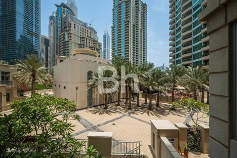 Lägenhet till försäljning i Dubai Marina, Dubai, UAE 3 sovrum, 216 kvm Nr. 643519 - fotografi 14