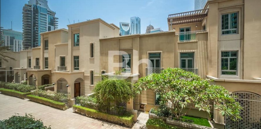 Appartamento a Dubai Marina, Dubai, EAU 3 camere da letto, 216 mq. № 643519