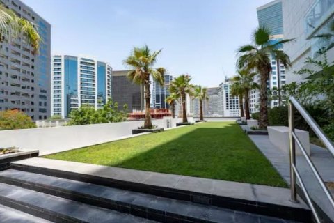 Apartemen di Business Bay, Dubai, UEA 1 kamar tidur, 89 m2 nomor 700732 - foto 9