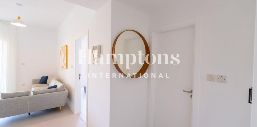 Apartament în Greens, Dubai, EAU 1 dormitor, 71.2566 mp.  №678574