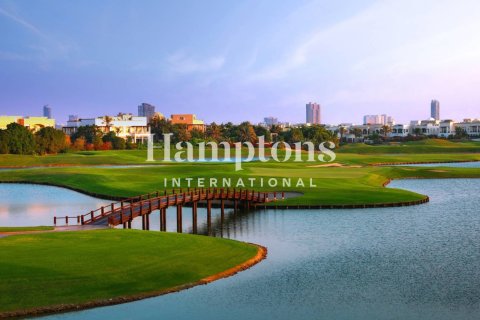 Снять в аренду квартиру в The Views, Дубай, ОАЭ 2 спальни, 112.93009971м2, № 678573 - фото 4