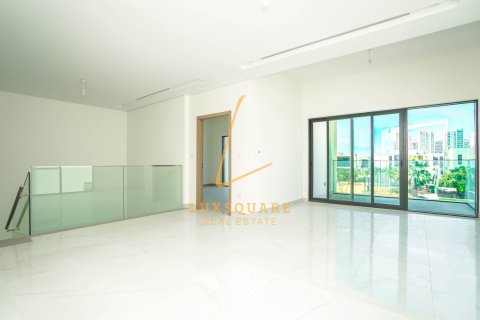 Вилла Al Furjan, Дубай, БАӘ-да 5 жатын бөлмелер, 570 м² № 705268 - фото 19