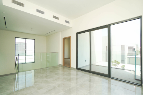 Вилла Al Furjan, Дубай, БАӘ-да 5 жатын бөлмелер, 570 м² № 705268 - фото 8