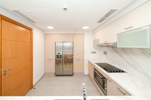 Apartman u Palm Jumeirah, Dubai, UAE 3 spavaćih soba, 227 m2 Br. 705553 - fotografija 24