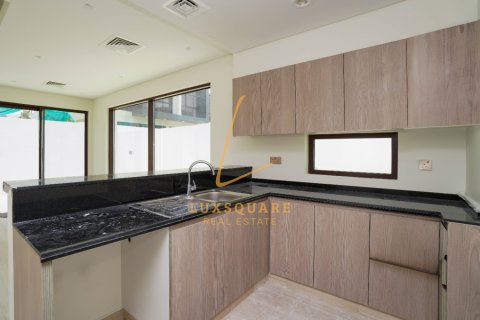 Kamienica na sprzedaż w DAMAC Hills (Akoya by DAMAC), Dubai, ZEA 4 sypialnie, 169 mkw., nr 700848 - zdjęcie 5