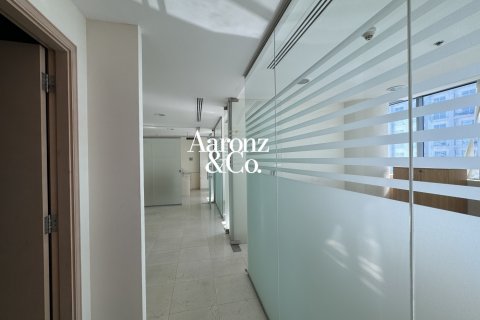 Снять в аренду офис в Бизнес-Бэй, Дубай, ОАЭ 89м2, № 708715 - фото 11