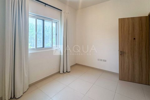 Adosado en alquiler en Dubai Land, Dubai, EAU 4 dormitorios, 250.4 m2 № 652019 - foto 22