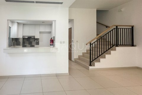 Adosado en alquiler en Dubai Land, Dubai, EAU 4 dormitorios, 250.4 m2 № 652019 - foto 4