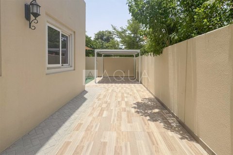 Adosado en alquiler en Dubai Land, Dubai, EAU 4 dormitorios, 250.4 m2 № 652019 - foto 8