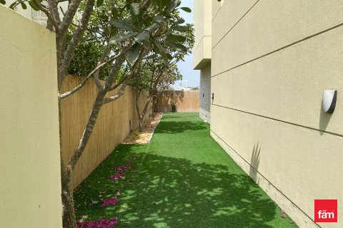 Maison de ville à louer à Dubai, EAU 3 chambres, 324 m2 № 694984 - photo 14