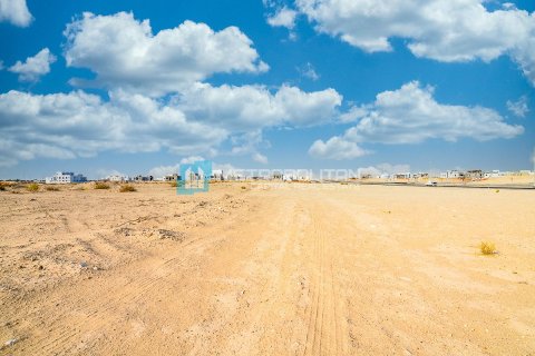 Land in Khalifa City, Abu Dhabi, UAE 1952.1 sq.m. № 629950 - photo 8