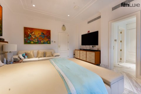 Villa te koop in Dubai, VAE 6 slaapkamers, 1718.1 vr.m., nr 669841 - foto 10