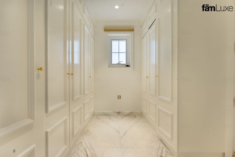 Villa te koop in Dubai, VAE 6 slaapkamers, 1718.1 vr.m., nr 669841 - foto 6