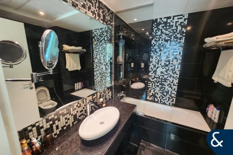 شقة للبيع في الخليج التجاري، دبي، الإمارات العربية المتحدة 1 غرفة نوم ، 80 متر مربع ، رقم 697896 - صورة 11