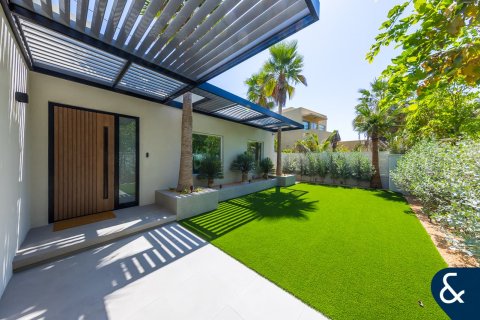 Arabian Ranches, Dubai, संयुक्त अरब अमीरात में विला, 4 बेडरूम, 465 वर्ग मीटर, संख्या 697893 - फ़ोटो 23