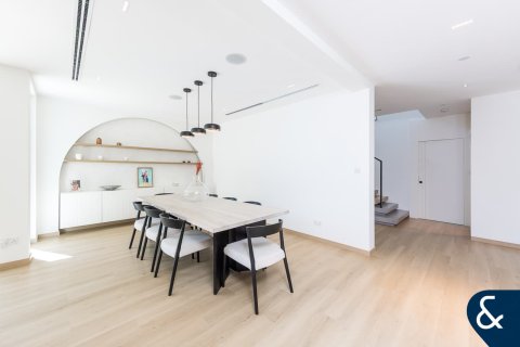 Arabian Ranches, Dubai, संयुक्त अरब अमीरात में विला, 4 बेडरूम, 465 वर्ग मीटर, संख्या 697893 - फ़ोटो 4