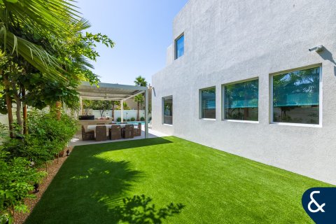 Arabian Ranches, Dubai, संयुक्त अरब अमीरात में विला, 4 बेडरूम, 465 वर्ग मीटर, संख्या 697893 - फ़ोटो 22