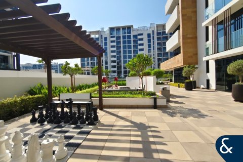 Apartmen di Meydan, Dubai, UAE 2 bilik tidur, 89 meter persegi № 697890 - foto 13