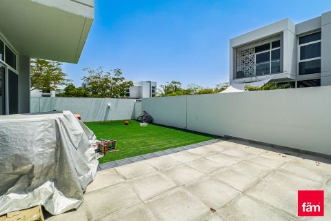 Shtëpi në qytet në Dubai, Emiratet e Bashkuara Arabe 3 dhoma gjumi, 273.5 m2. № 635802 - Foto 28