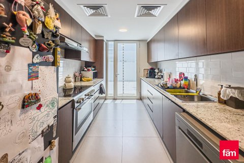 Shtëpi në qytet në Dubai, Emiratet e Bashkuara Arabe 3 dhoma gjumi, 273.5 m2. № 635802 - Foto 19