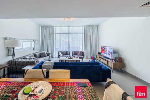 Shtëpi në qytet në Dubai, Emiratet e Bashkuara Arabe 3 dhoma gjumi, 273.5 m2. № 635802 - Foto 3