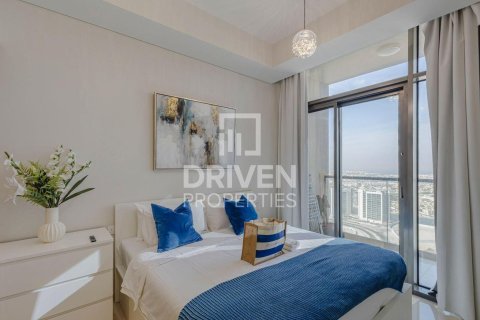 Apartment in Business Bay, Dubai, UAE 2 bedrooms, 79.25 sq.m. № 746661 - photo 6