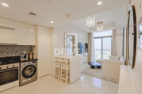 Apartment in Business Bay, Dubai, UAE 2 bedrooms, 79.25 sq.m. № 746661 - photo 4