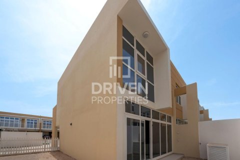Townhouse sa Dubai, UAE 3 silid-tulugan, 172.89 sq.m. № 746657 - larawan 14