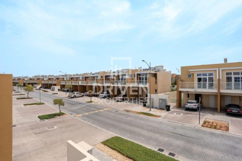 Townhouse sa Dubai, UAE 3 silid-tulugan, 172.89 sq.m. № 746657 - larawan 15