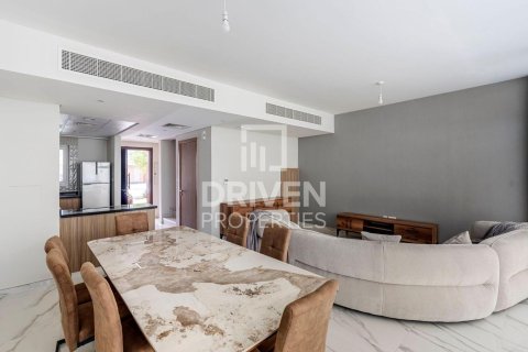 Townhouse sa Dubai, UAE 3 silid-tulugan, 172.89 sq.m. № 746657 - larawan 3