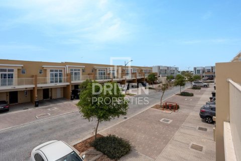 Townhouse sa Dubai, UAE 3 silid-tulugan, 172.89 sq.m. № 746657 - larawan 13