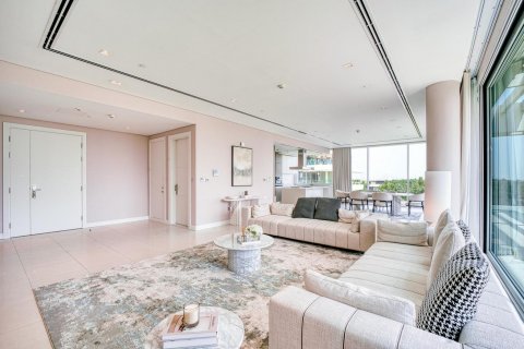 Lägenhet till försäljning i Al Barari, Dubai, UAE 2 sovrum, 285 kvm Nr. 642038 - fotografi 1