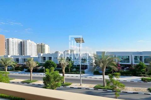 Townhouse de închiriat în Al Furjan, Dubai, EAU 3 dormitoare, 292 mp.  №655312 - poză 1