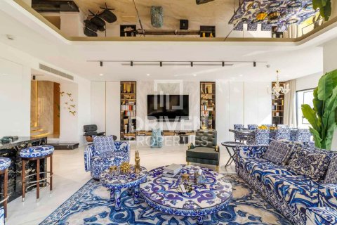 Снять в аренду виллу в Джумейра, Дубай, ОАЭ 5 спален, 757м2, № 655318 - фото 3