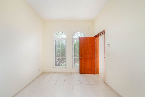 Huvila Arabian Ranches, Dubai, Arabiemiraatit 4 makuuhuonetta, 519.06 m2 № 750516 - kuva 10