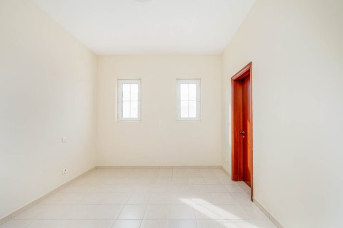 Huvila Arabian Ranches, Dubai, Arabiemiraatit 4 makuuhuonetta, 519.06 m2 № 750516 - kuva 6