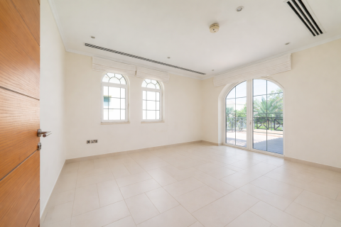 Villa te huur in Jumeirah Park, Dubai, VAE 4 slaapkamers, 471.02 vr.m., nr 750515 - foto 16