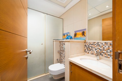 Villa te huur in Jumeirah Park, Dubai, VAE 4 slaapkamers, 471.02 vr.m., nr 750515 - foto 12
