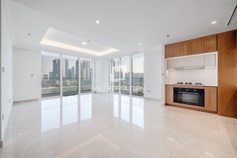 Appartamento in vendita a Dubai Harbour, Dubai, EAU 3 camere da letto, 171 mq. № 664632 - foto 2