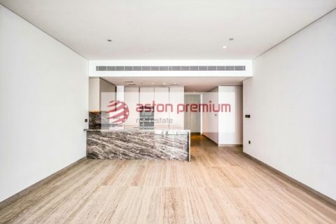 דירה להשכרה ב Palm Jumeirah, Dubai, איחוד האמירויות  2 חדרי שינה, 163 מ"ר, מספר 719662 - תמונה 2