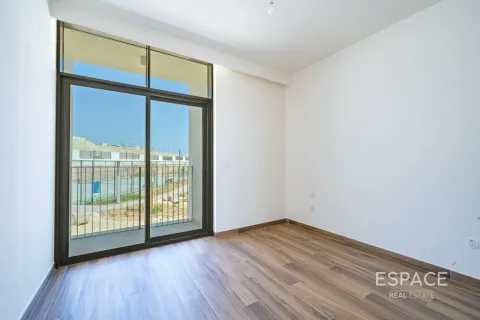 Al Furjan, Dubai, UAE의 판매용 빌라 침실 5개, 453제곱미터 번호 649558 - 사진 10