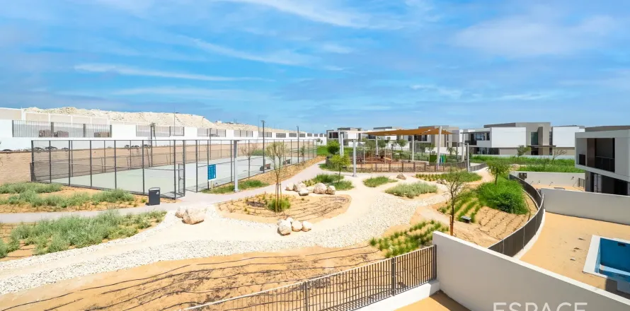 Vilë në Al Furjan, Dubai, Emiratet e Bashkuara Arabe 5 dhoma gjumi, 453 m2. № 649558