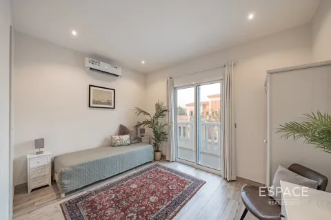 ویلا برای فروش در  Jumeirah Village Triangle، Dubai، امارات متحده عربی  4 خوابه ، 294 متر مربع ، شماره 649559 - تصویر 10