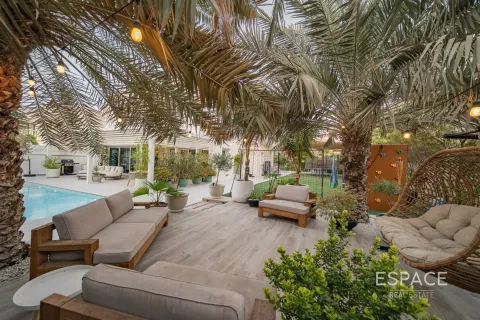 ویلا برای فروش در  Jumeirah Village Triangle، Dubai، امارات متحده عربی  4 خوابه ، 294 متر مربع ، شماره 649559 - تصویر 14