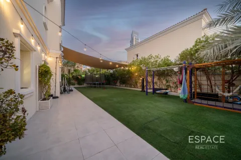 ویلا برای فروش در  Jumeirah Village Triangle، Dubai، امارات متحده عربی  4 خوابه ، 294 متر مربع ، شماره 649559 - تصویر 17