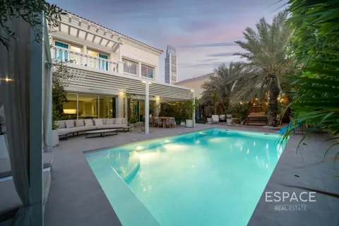 ویلا برای فروش در  Jumeirah Village Triangle، Dubai، امارات متحده عربی  4 خوابه ، 294 متر مربع ، شماره 649559 - تصویر 15
