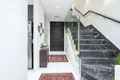 Σπίτι σε Al Furjan, Dubai, ΗΑΕ 3 υπνοδωμάτια, 191 τ.μ. Αρ. 649561 - φωτογραφία 2